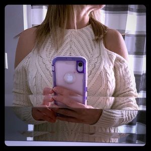 💞Lauren Conrad cold shoulder sweater💞